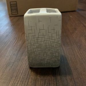 Toothbrush Holder